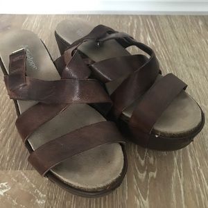 Antelope Brown Leather Wedges